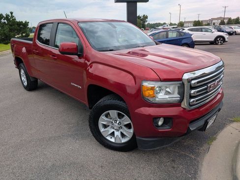 Used 2016 GMC Canyon SLE w/ SLE Convenience Package image 4