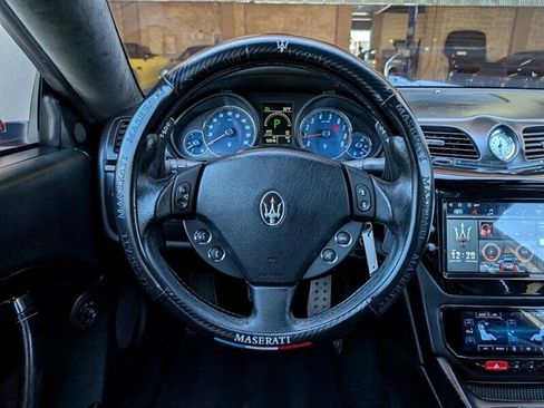 Used 2013 Maserati GranTurismo Sport image 19