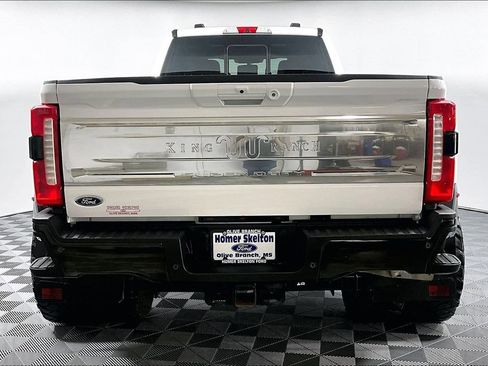 Used 2025 Ford F450 King Ranch w/ FX4 Off-Road Package AWD/4WD image 4