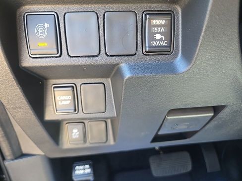 New 2026 Nissan Frontier SV AWD/4WD image 12