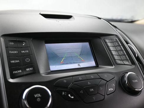 Used 2017 Ford Edge SE FWD image 12
