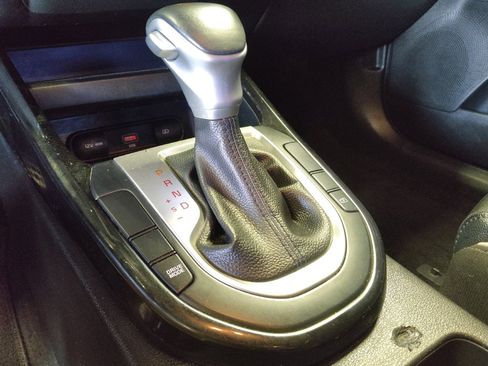 Used 2023 Kia Forte GT-Line w/ GT-Line Technology Package image 26