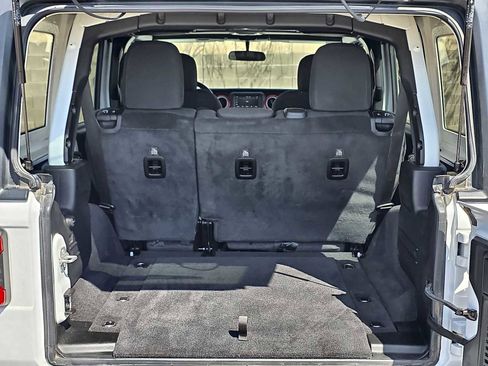 Certified 2021 Jeep Wrangler Unlimited Rubicon image 23