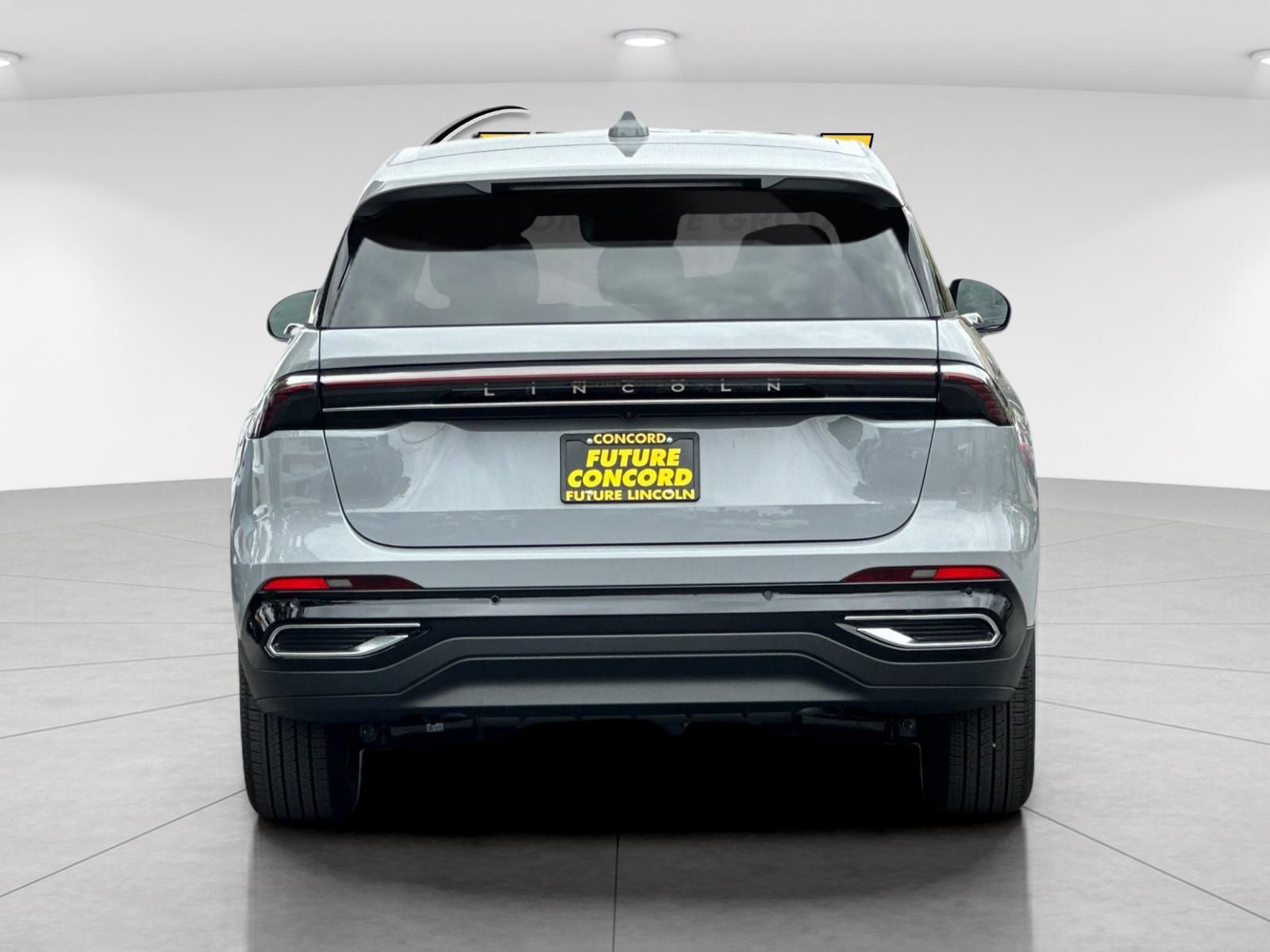 New 2026 Lincoln Nautilus Premier w/ Equipment Group 102A AWD/4WD image 4