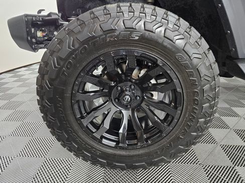 Used 2023 Jeep Wrangler Sport image 11