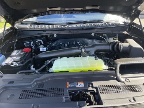 New 2025 Ford Expedition Active image 31