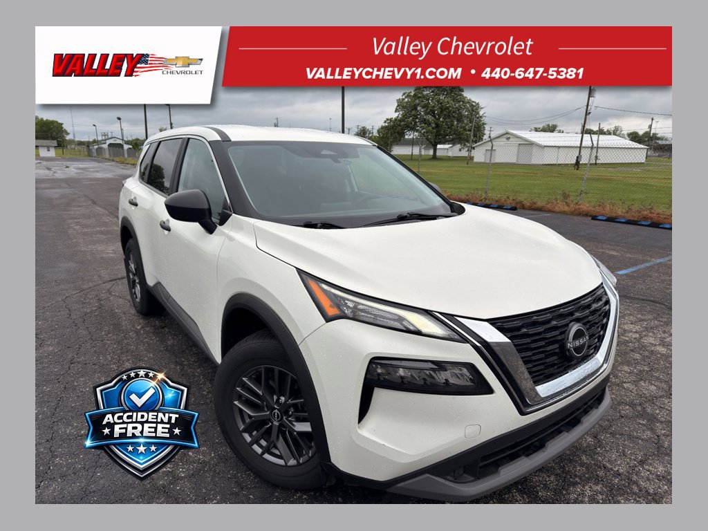 Used 2023 Nissan Rogue S AWD/4WD image 1