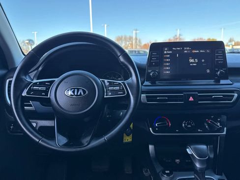 Used 2021 Kia Seltos S image 14