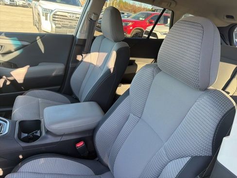 Used 2022 Subaru Outback Premium image 24