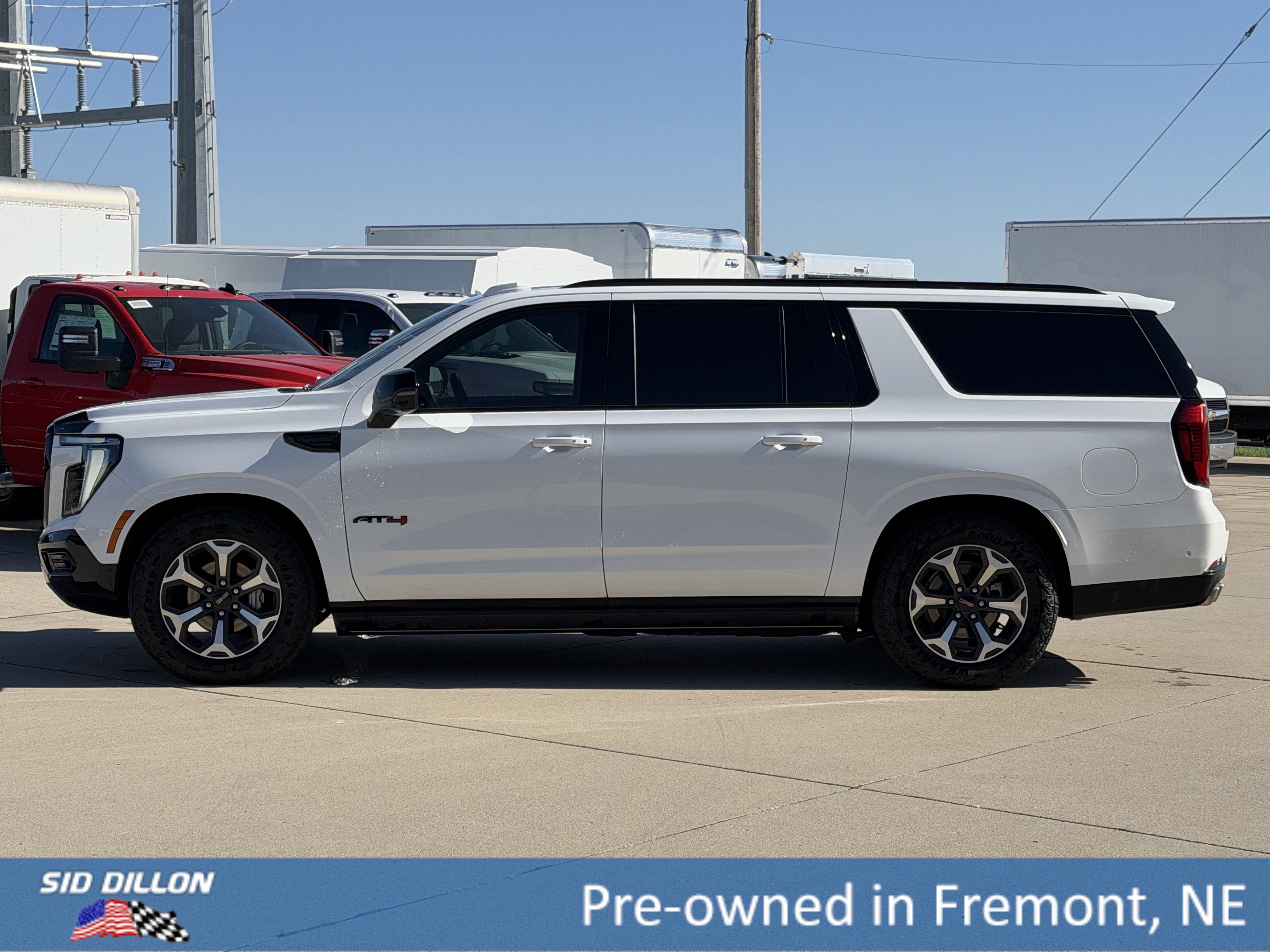 Certified 2026 GMC Yukon XL AT4 Ultimate AWD/4WD image 9