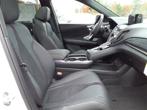Used 2025 Acura RDX A-Spec image 5