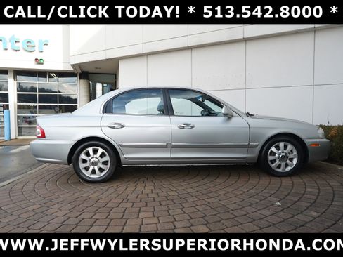 Used 2005 Kia Optima EX image 2