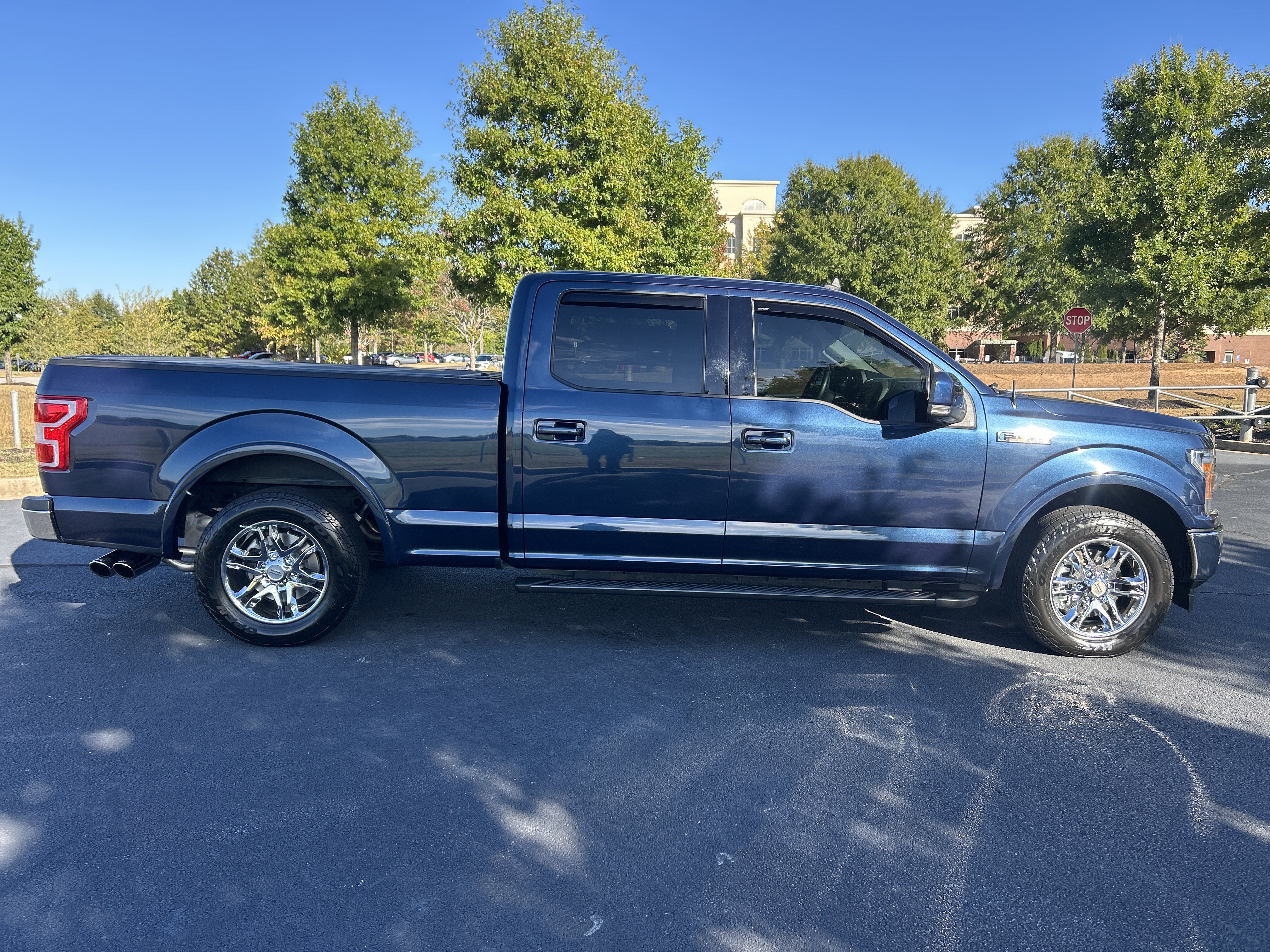Used 2019 Ford F150 Lariat w/ Trailer Tow Package RWD image 10