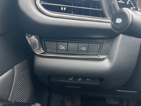 Used 2025 MAZDA CX-30 AWD 2.5 S w/ Preferred Package image 16