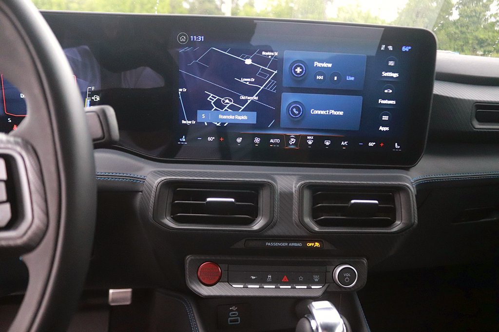 Used 2025 Ford Mustang Dark Horse RWD image 18