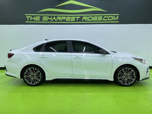 Used 2021 Kia Forte GT w/ GT2 Package FWD image 11