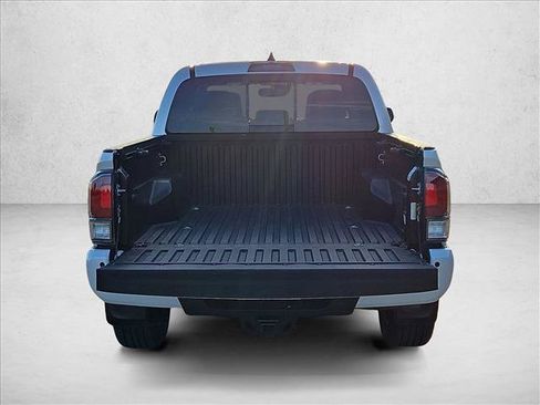 Used 2021 Toyota Tacoma Limited AWD/4WD image 6