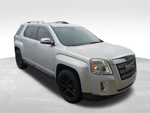 Used 2012 GMC Terrain SLT w/ Chrome and Technology Package AWD/4WD image 3