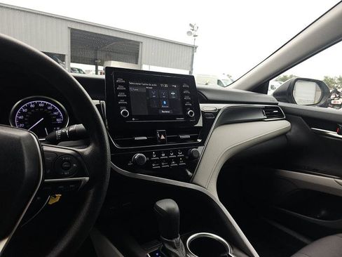 Used 2021 Toyota Camry LE w/ Carpet Mat Package (TMS) image 7