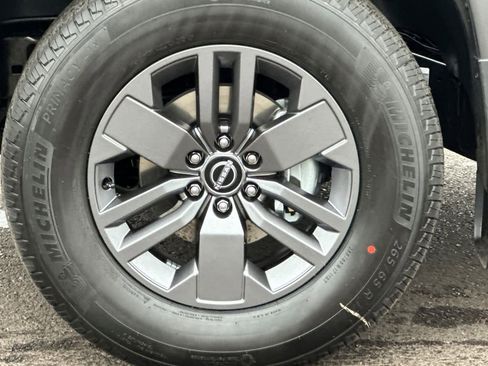 New 2026 Nissan Frontier SV image 23