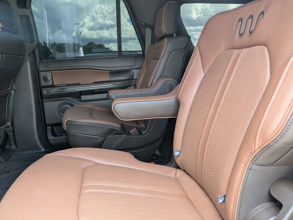 Used 2024 Ford Expedition Max King Ranch AWD/4WD image 17