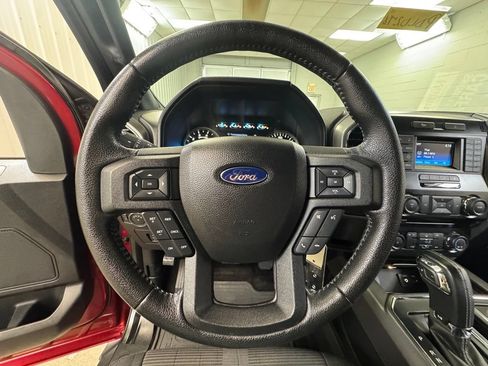 Used 2015 Ford F150 XLT w/ Equipment Group 301A Mid RWD image 38