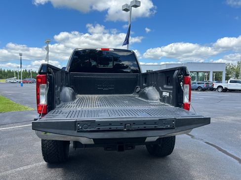 Used 2017 Ford F250 Lariat w/ Lariat Ultimate Package AWD/4WD image 19