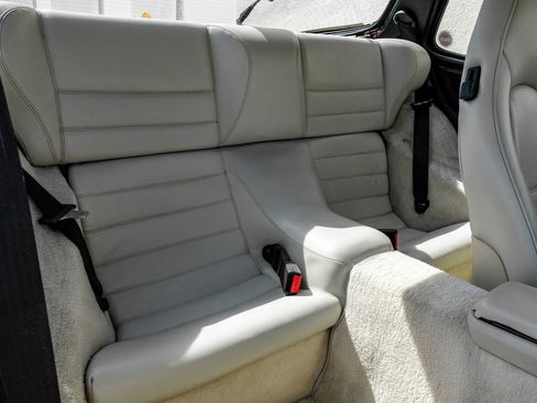 Used 1989 Porsche 944 Turbo RWD image 33
