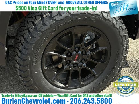 Used 2025 Toyota Tundra Limited w/ TRD Off-Road Package AWD/4WD image 36