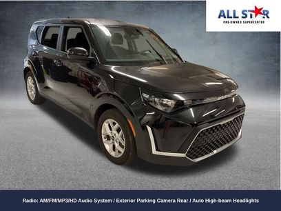 Used 2025 Kia Soul LX w/ LX Technology Package