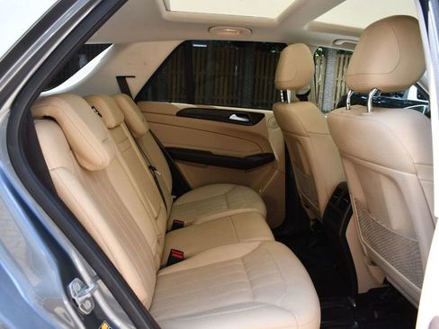 Used 2018 Mercedes-Benz GLE 350 w/ Premium 1 Package image 26