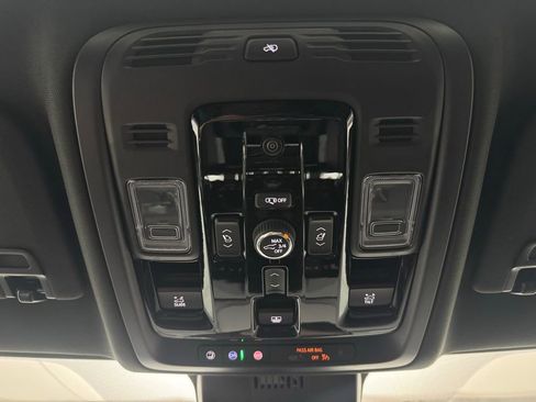 New 2026 GMC Yukon XL Denali w/ Denali Reserve Package AWD/4WD image 28