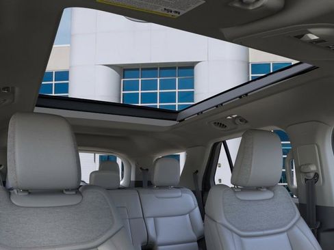 New 2026 Ford Explorer Active w/ Active Comfort Package image 22
