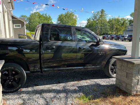 Used 2018 RAM 1500 Big Horn AWD/4WD image 4