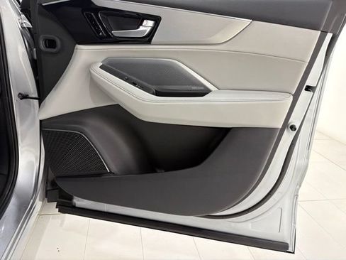 Certified 2026 Acura MDX SH-AWD w/ Technology Package image 20