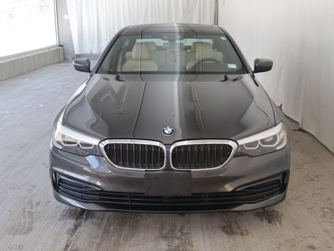 Used 2019 BMW 530i xDrive w/ Convenience Package image 6