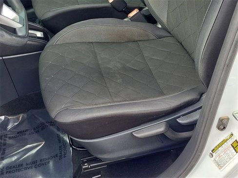 Used 2018 Nissan Kicks SV image 23