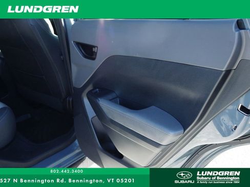 Used 2024 Subaru Crosstrek 2.0i Premium image 24