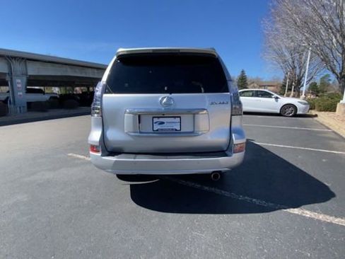 Used 2019 Lexus GX 460 Premium image 7