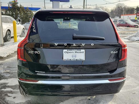 Used 2026 Volvo XC90 B6 Plus w/ Protection Package Premier image 5