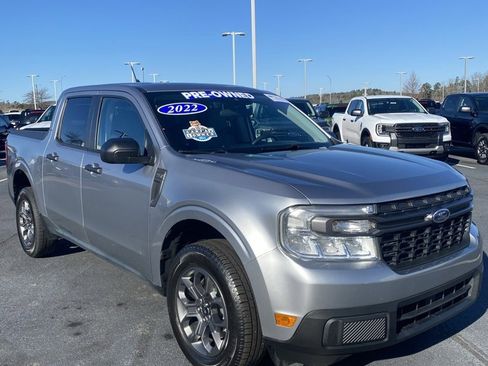 Certified 2022 Ford Maverick XLT image 3