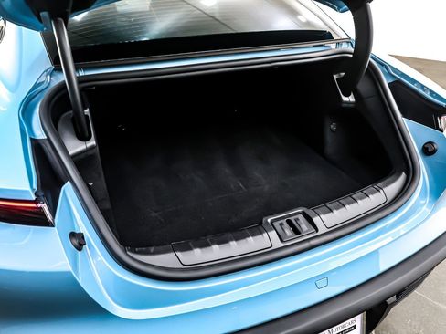 Used 2024 Porsche Taycan image 20