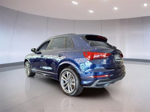 New 2025 Audi Q3 2.0T Premium image 3