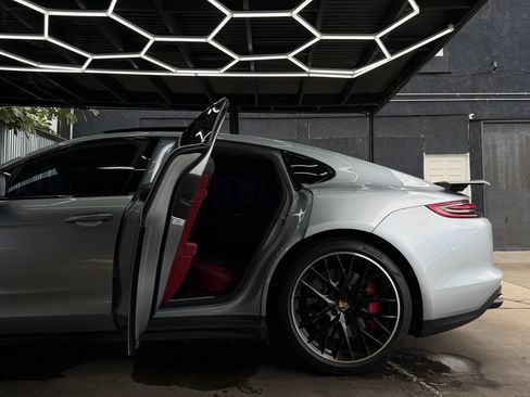 Used 2018 Porsche Panamera Turbo AWD/4WD image 33