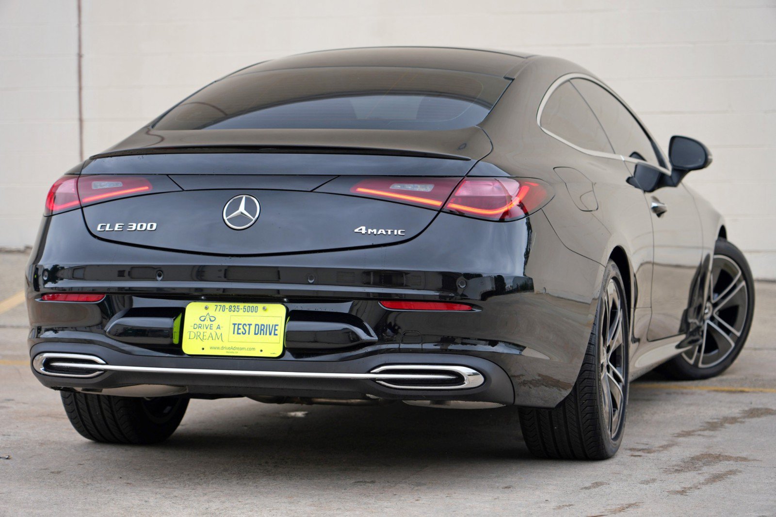 Used 2024 Mercedes-Benz CLE 300 4MATIC Coupe image 5