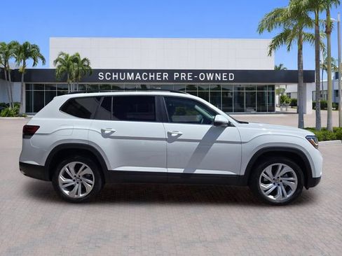 Certified 2023 Volkswagen Atlas SE w/ Panoramic Sunroof Package FWD image 8