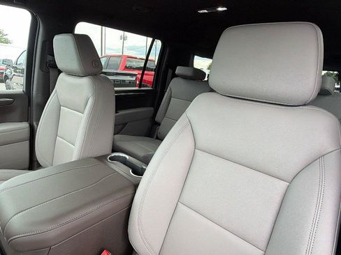 New 2026 Chevrolet Suburban LT w/ Comfort Package RWD image 17