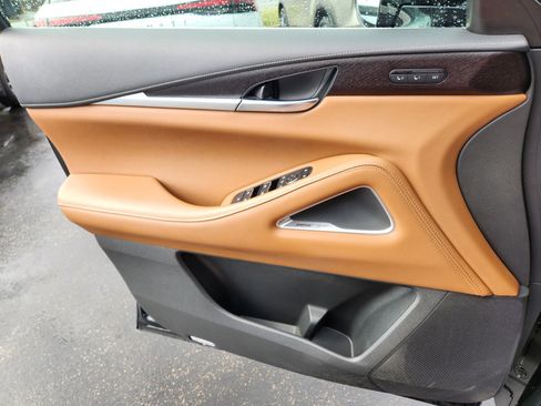 Used 2022 INFINITI QX60 Sensory w/ Cargo Package image 26