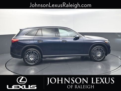 Used 2024 Mercedes-Benz GLC 300 4MATIC image 6