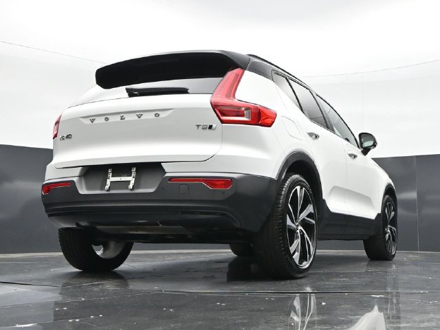 Used 2021 Volvo XC40 T5 R-Design w/ Advanced Package AWD/4WD image 44